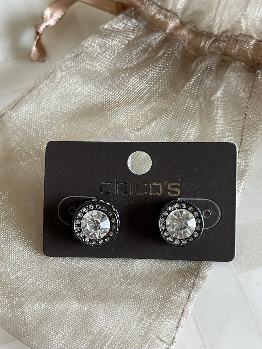 NWT Chico’s Crystal Halo Stud Earrings - Black and Clear